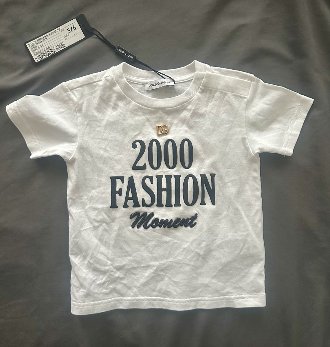 Dolce & Gabbana Hemden, Tops & T-Shirts: Dolce & Gabbana T-Shirt – Neu und originalverpackt aus Dürrenroth von tvy_bh56