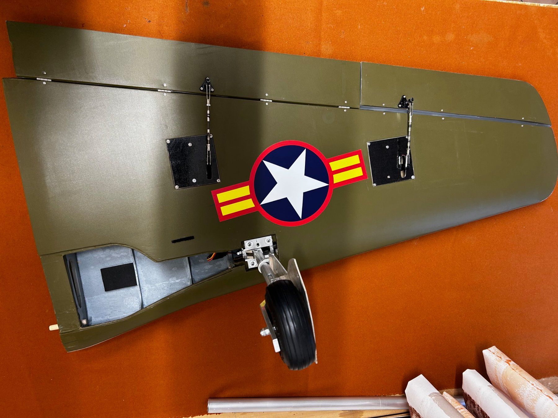 Modellismo RC: VQ Rare Bear mit Einziehfahrwerk – Nuovo (secondo la descrizione) da Rickenbach b. Wil venduto da Maulem7 9