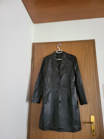 Manteau en cuir véritable noir, taille 42/44- Chic!