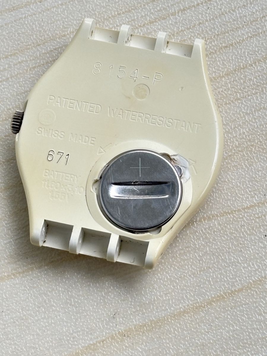 Swatch Orologi: Swatch Uhr mit Datumsanzeige gestreift  – Usato da Grenchen venduto da chththl 4