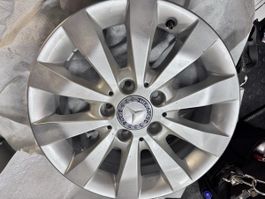 Mercedes Felge A4474010301 6.5Jx16H2 ET52 