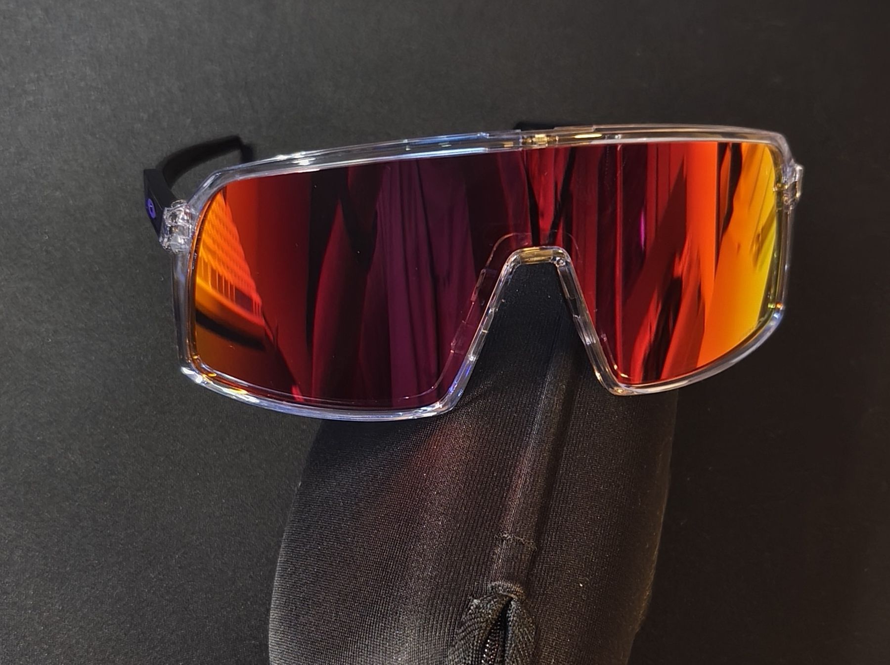 Oakley Occhiali & Lenti: Oakley Sutro Custom – Nuovo e nell'imballaggio originale da Wettingen venduto da solidfelix