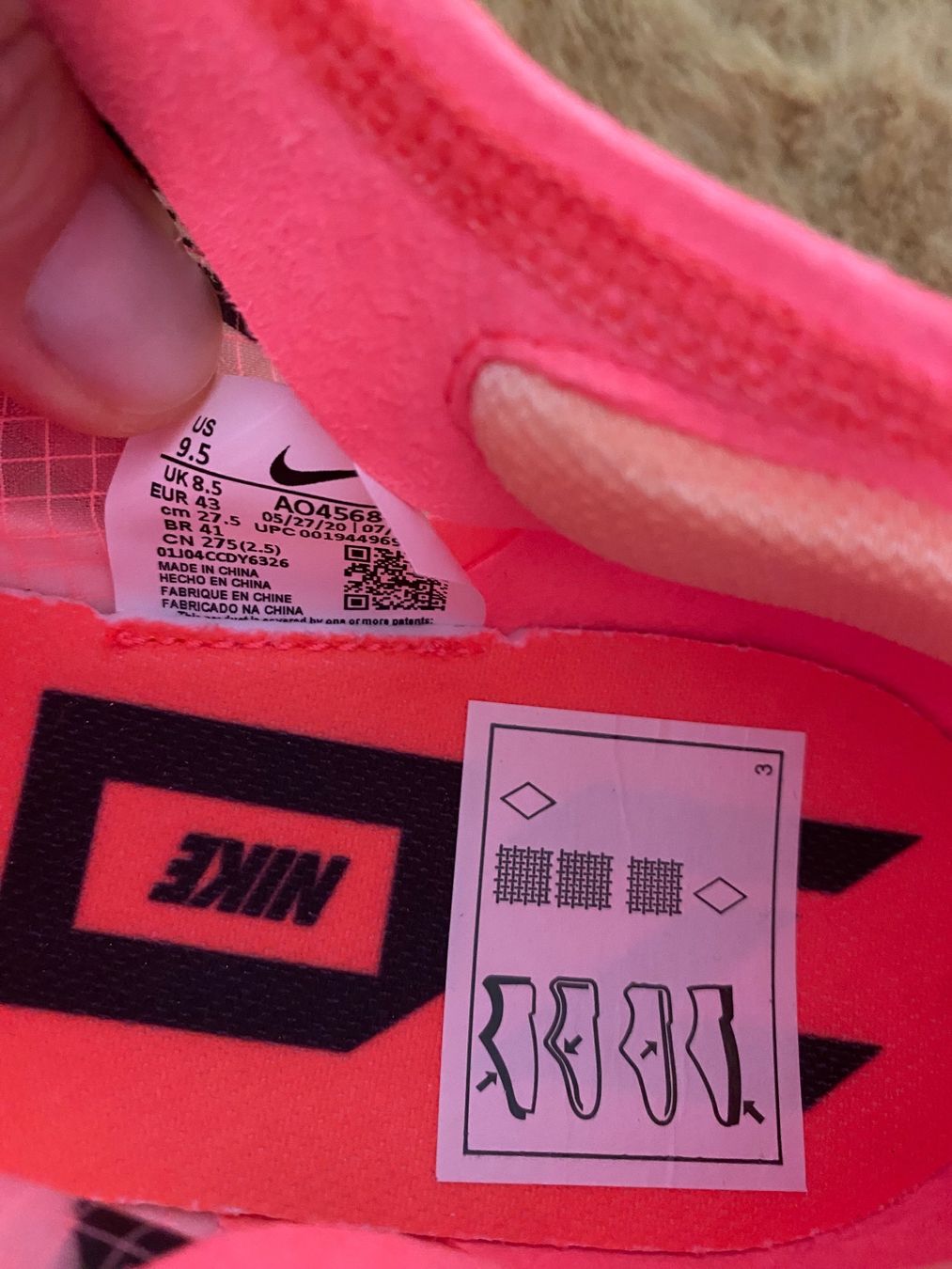 Nike Herrenschuhe: Nike ZoomX Vaporfly Next % – Neu und originalverpackt aus Zürich von suche_jenes 4