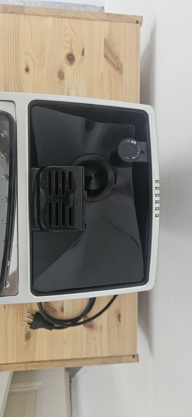 De'Longhi Macchine per caffè & Macchine per espresso: DeLonghi Magnifica S Silber Kaffeevollautomat – Usato da Biel-Benken BL venduto da JanFlu 5