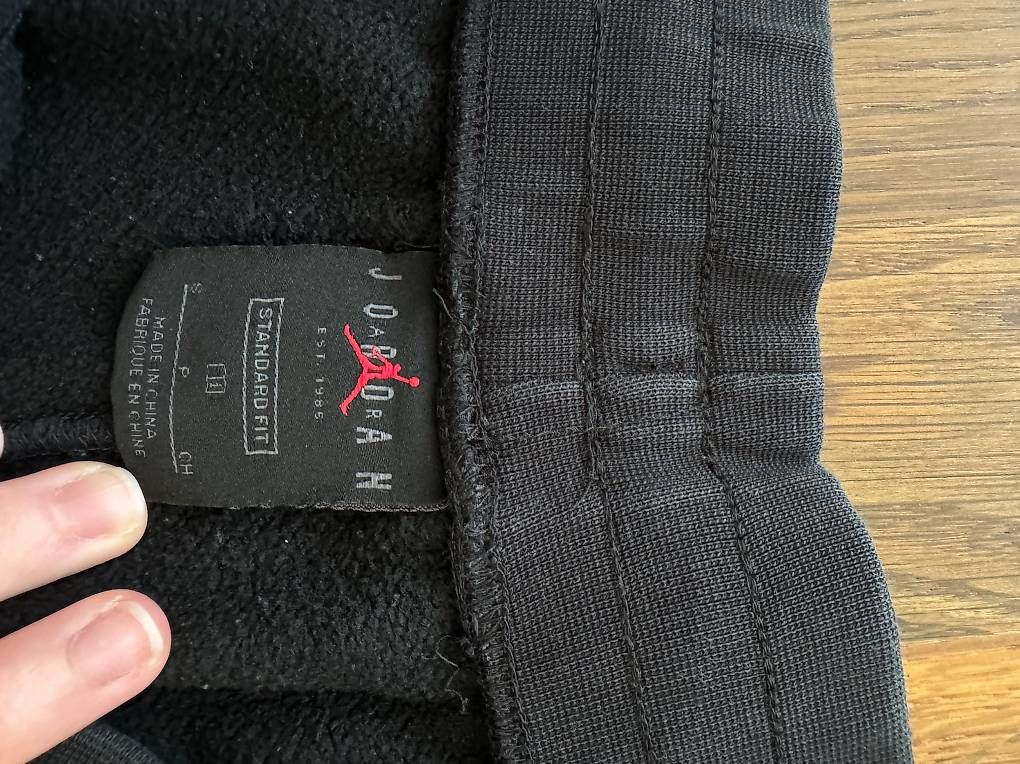 Pantalons: Nike Joardan Jogginghose – D'occasion à Dietikon par mic_l9hy 1