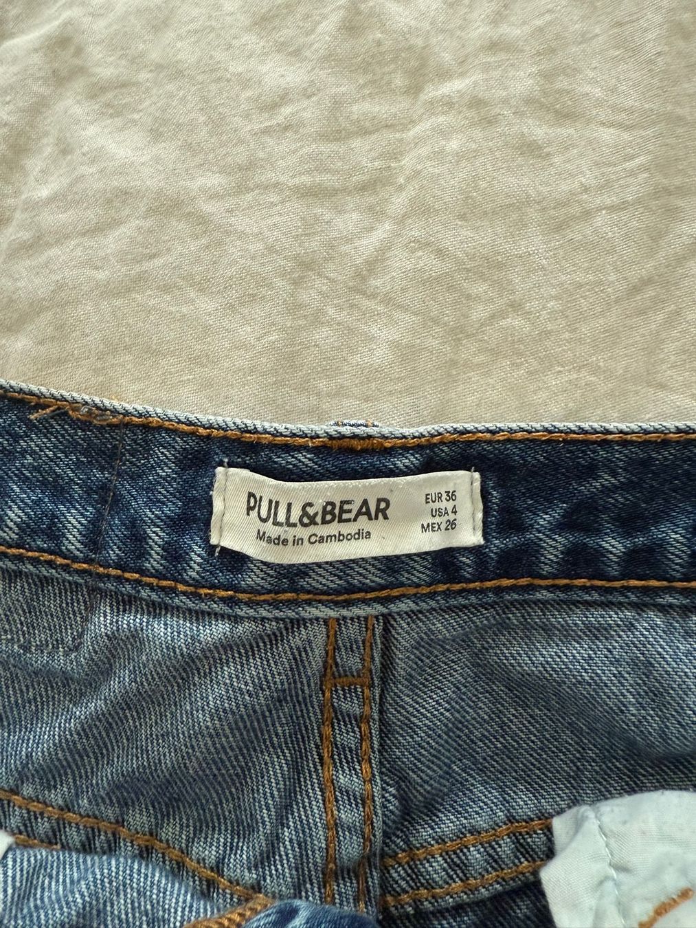 Pull&Bear Jeans: Pull&Bear Jeans Shorts, destroyed, hellblau, Gr. 36 – Usato da Zürich venduto da iwa_7wfj 1