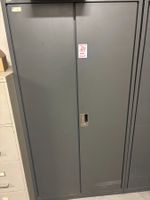 Lista 2-türiger Metallschrank (Lot 583) 8108 Dällikon