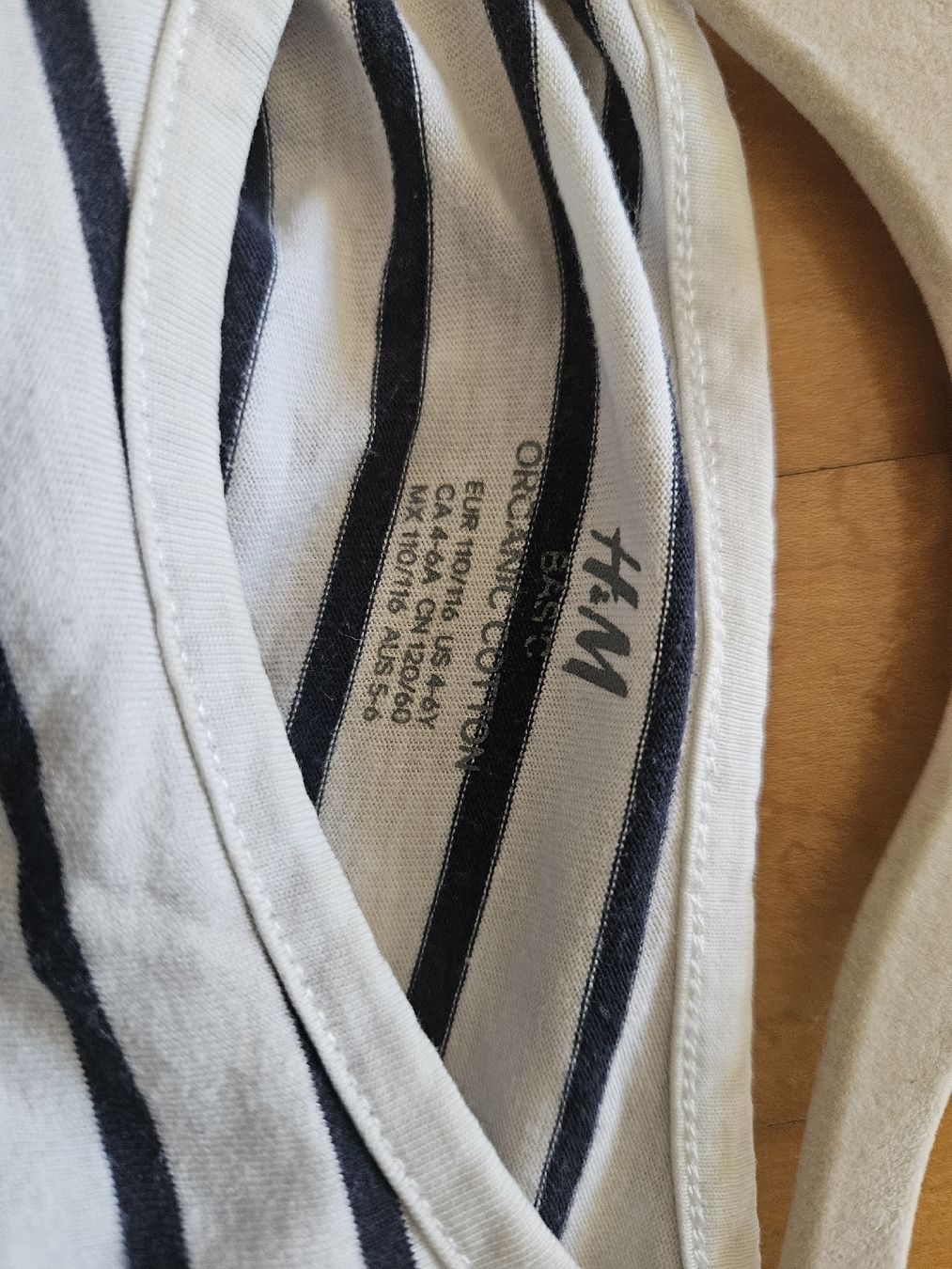 H&M Vestiti & Gonne: Hübsches Sommerkleid, Gr. 116 – Usato da Zürich venduto da Lejahan77 1