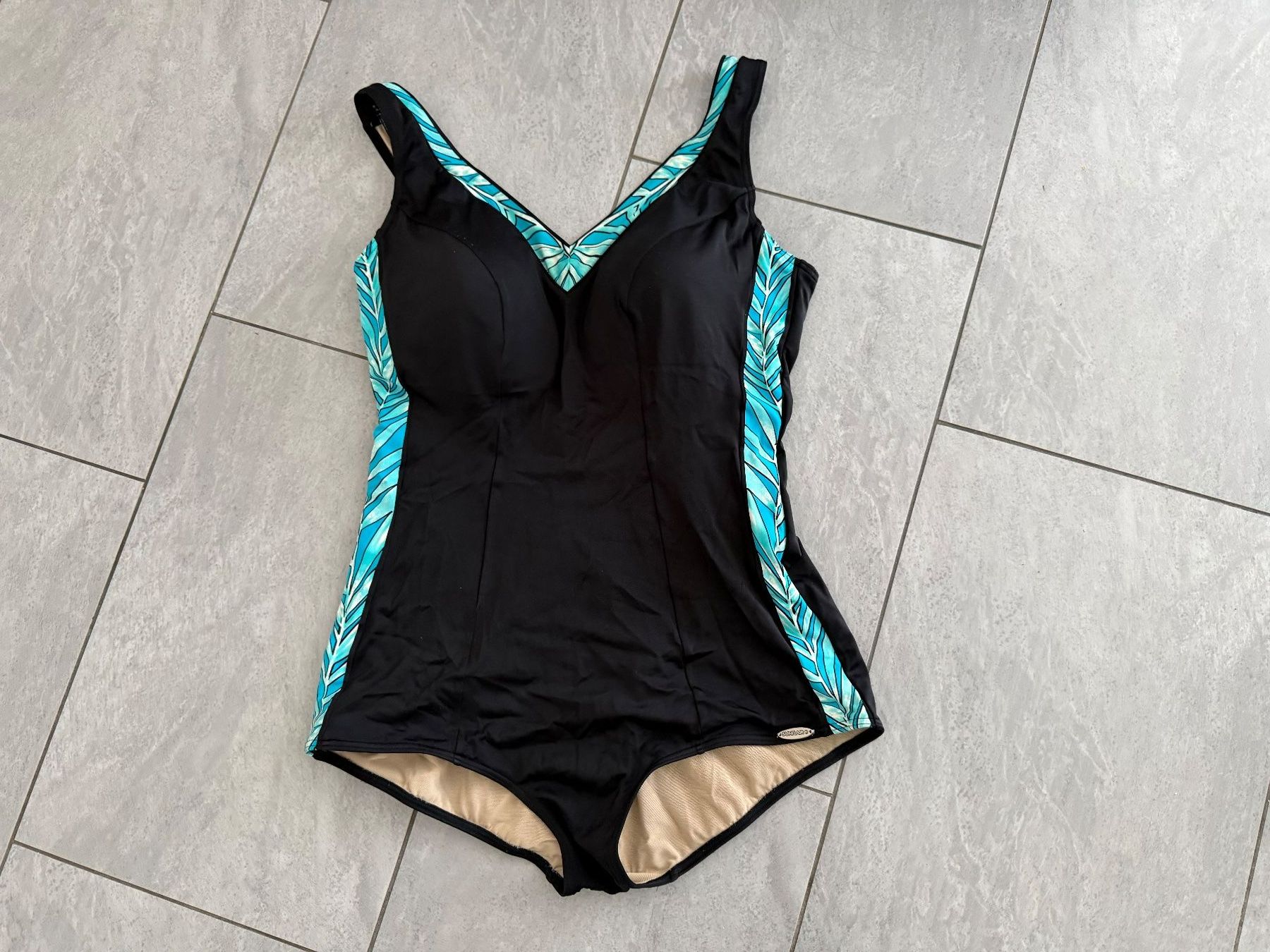 Sunflair Costumi da bagno & Bikini: Badeanzug - Grösse 50/Cup C - Sunflair – Usato da Bülach venduto da Loredana13