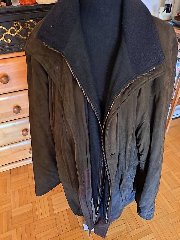 Giacche: Veste homme – Usato da La Chaux-de-Fonds venduto da atipik