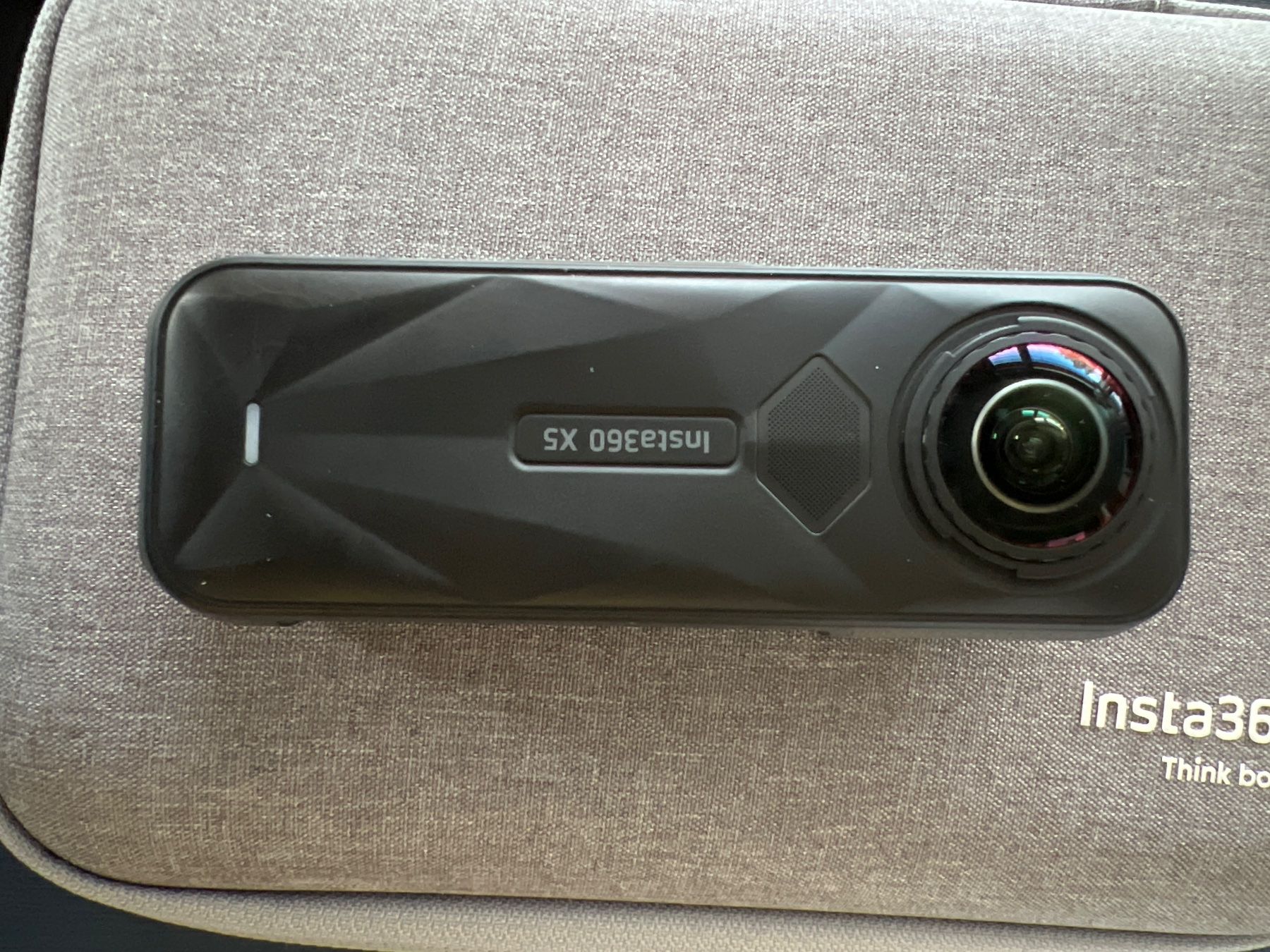 Insta360 Action Cam: Insta 360 X5 Essentials Bundel – Gebraucht aus Kerns von NiRi67 2