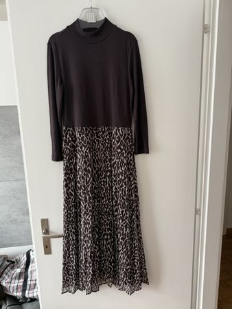 Kleid street one