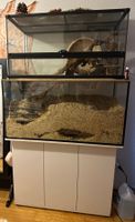 Terrarium für Kleintiere mit Unterschrank