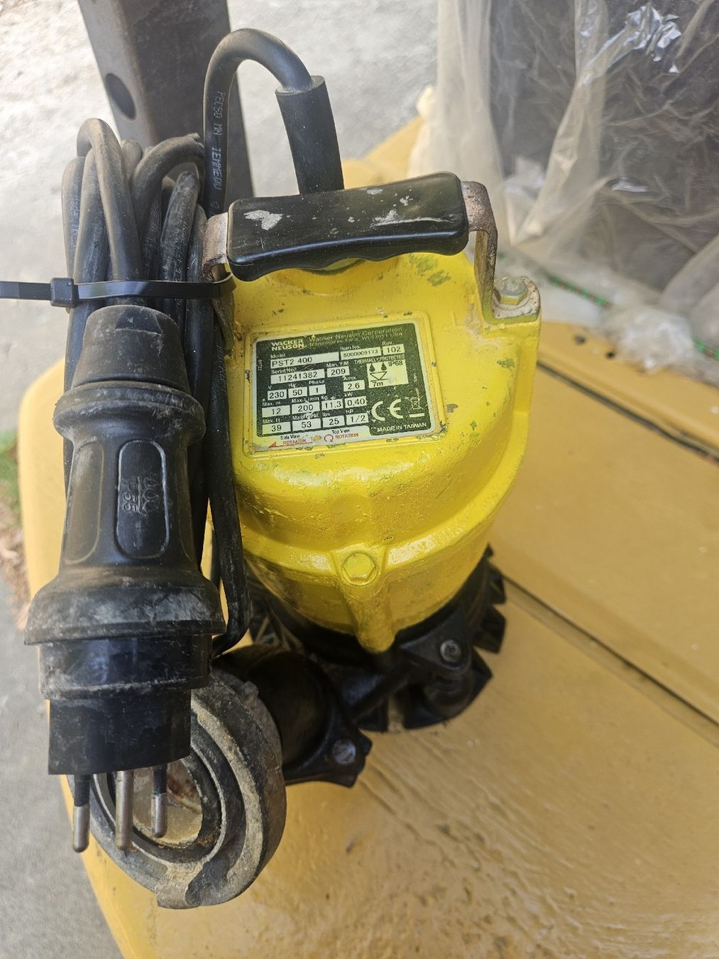 Wacker Neuson Tutte le macchine: Tauchpumpe, Schmutzwasserpumpe Wacker – Usato da Buttisholz venduto da rs222 2