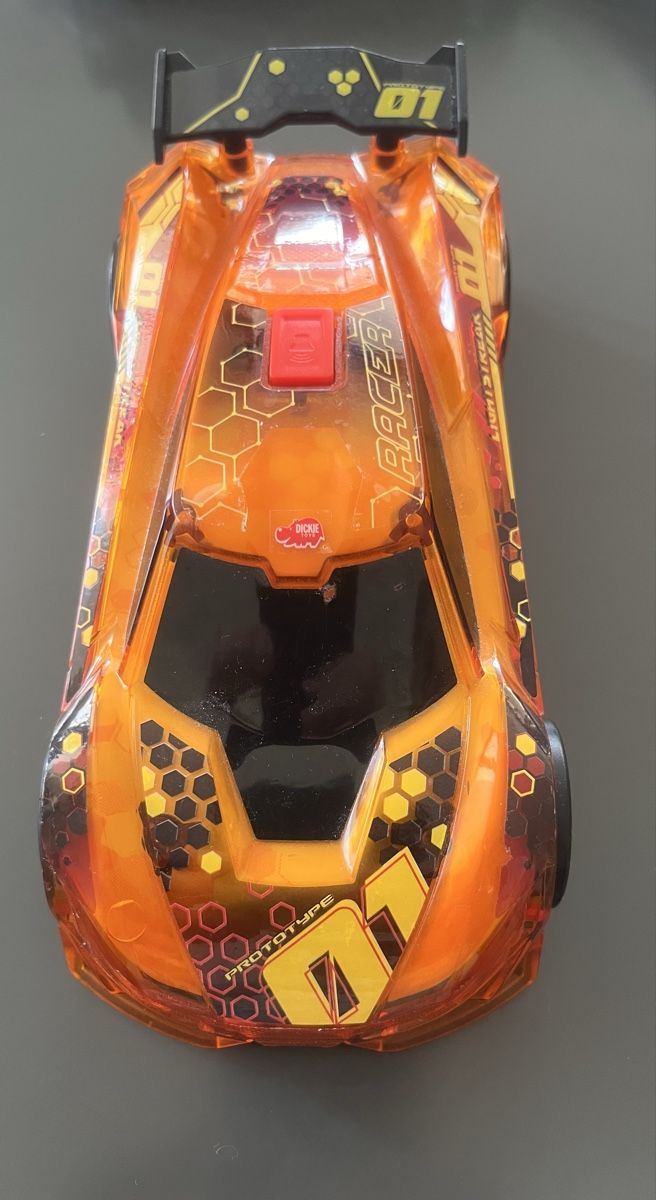 Jouets: Spielzeugauto orange – D'occasion à Uster par SAM0406 3