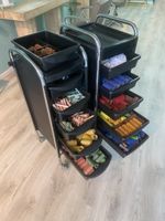 2 Chariots coiffeur professionnel avec bigoudis, état neuf