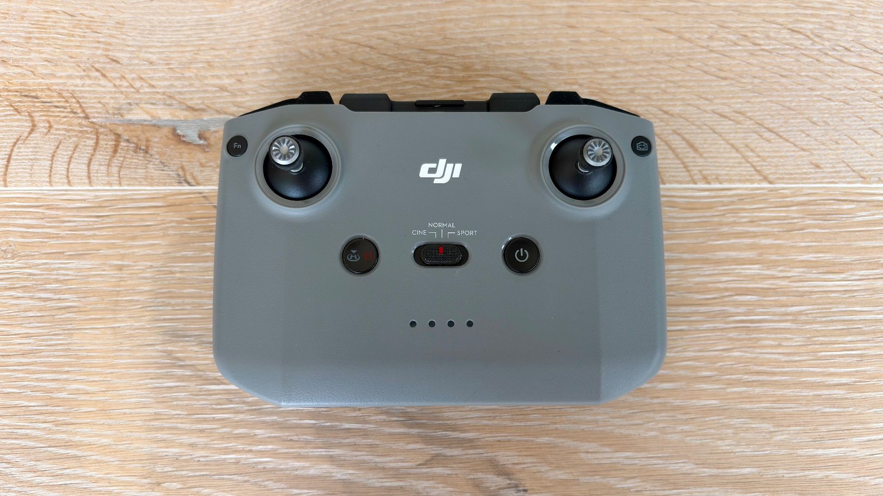 DJI RC Kits de montage: Neuwertige DJI MINI 3 RC-N1 Combo, Org. Controller & Akku – Neuf avec emballage d'origine à Wilen b. Wollerau par gpanzera 7