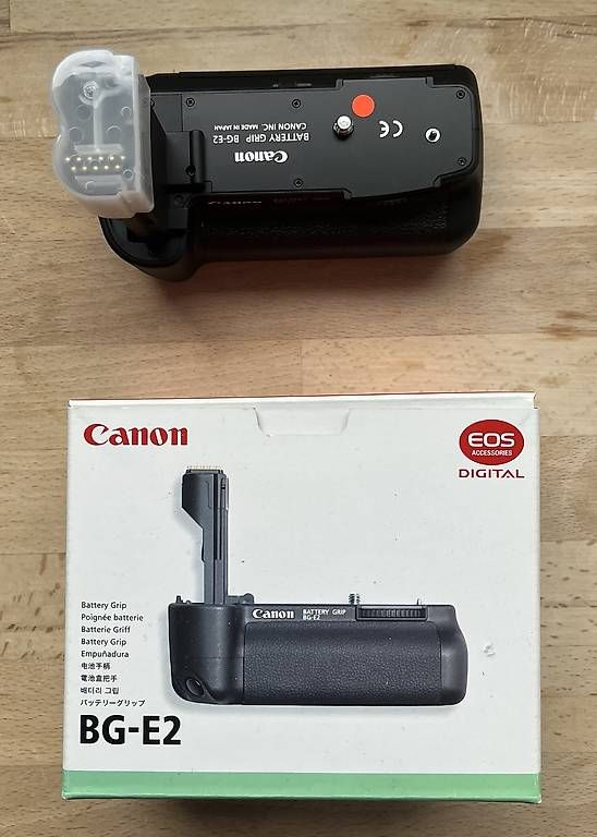 Canon Akkus: Batteriegriff Canon BG-E2 – Gebraucht aus Zürich von gegenmittel 1