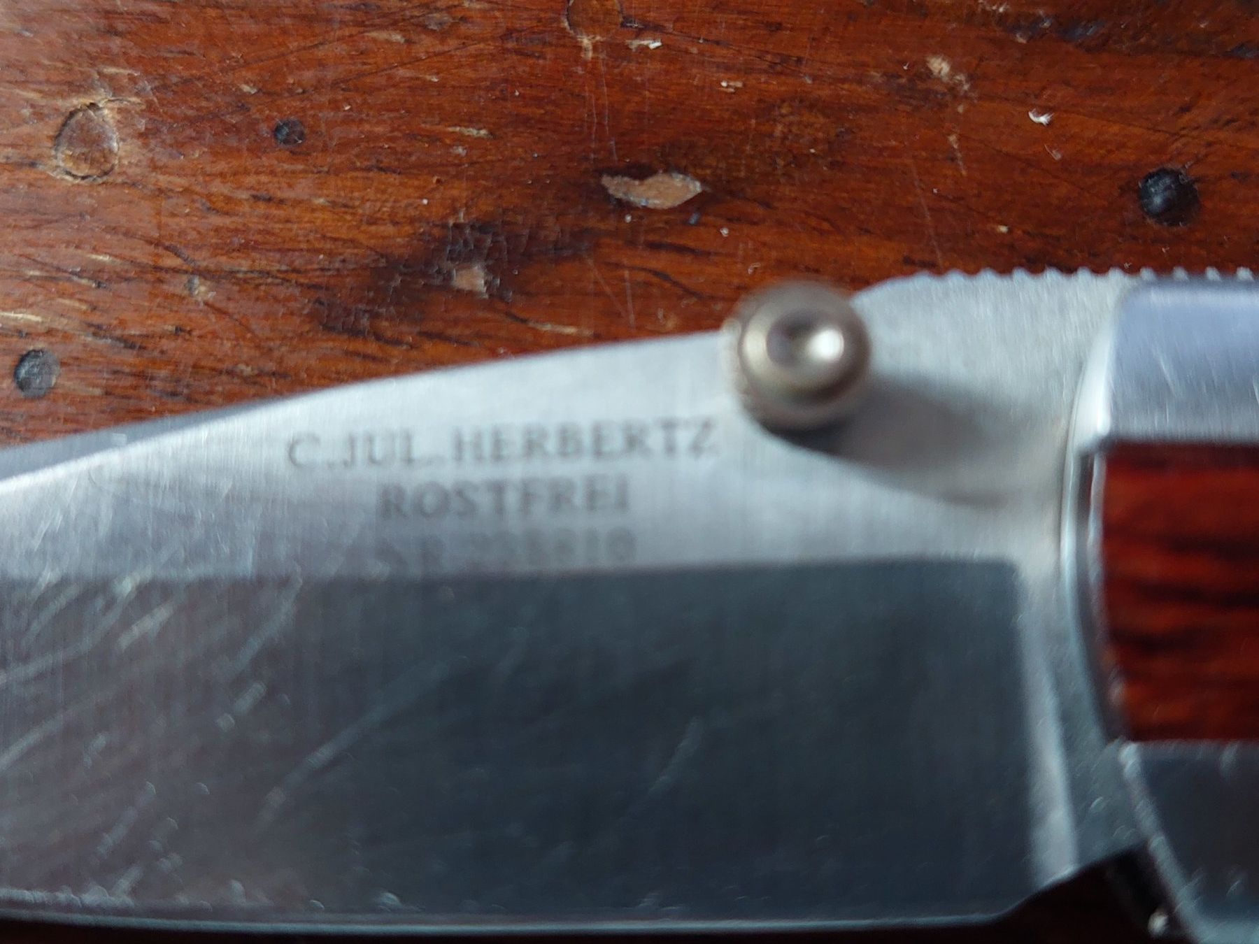Zubehör: Messer C. Jul. Herberz mit Holzeinlage – Gebraucht aus Valbella von Smakes 3