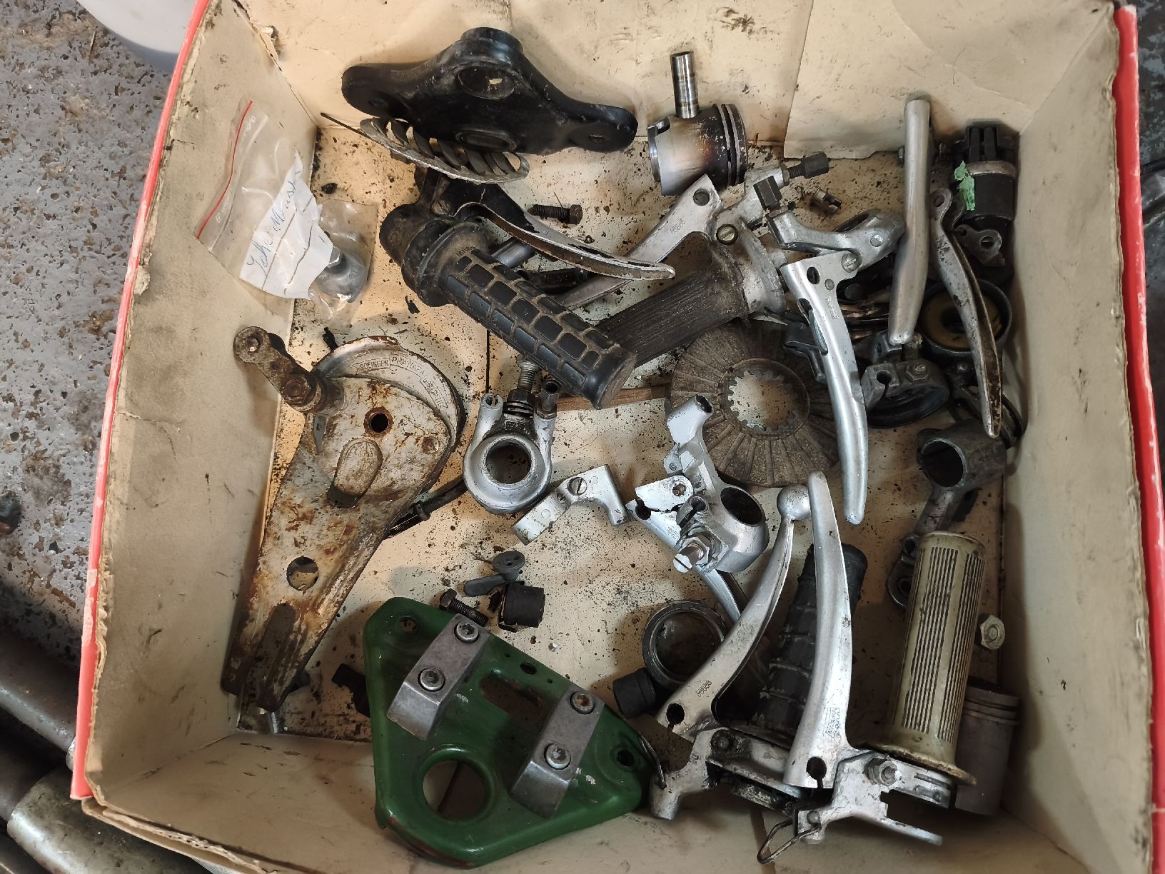 Sachs Pièces pour mobylette: Diverse Mofateile – Défectueux à Münchwilen TG par Denso33