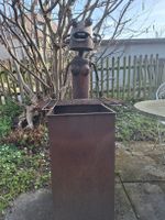 Origineller Gartengrill Eisenskulptur