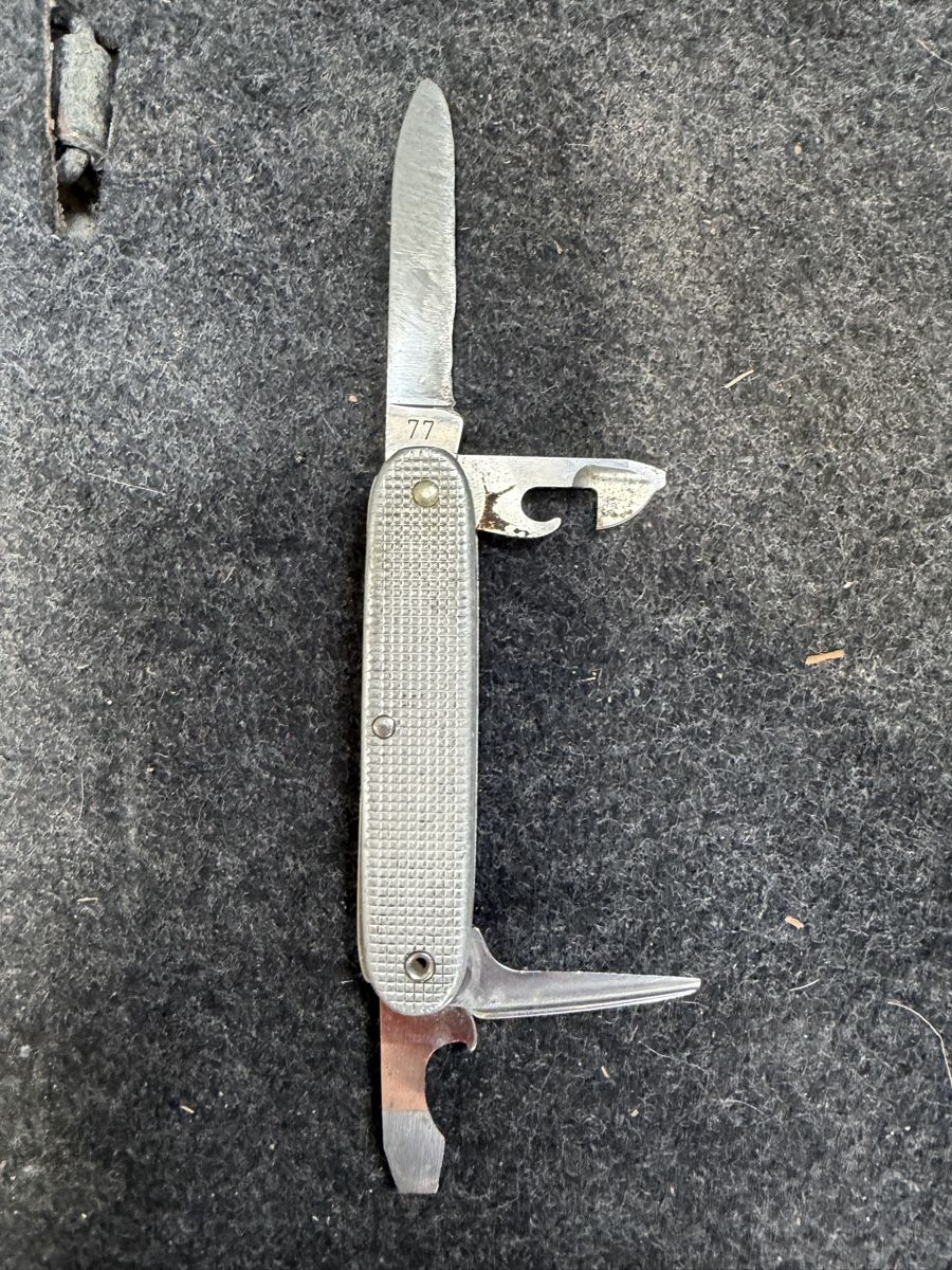 Victorinox Taschenmesser: Couteau de poche Victorinox  – Gebraucht aus Domdidier von Watch3210 6