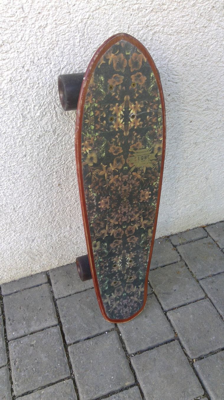 Globe Skateboards: Skate Board GLOBE - Länge 65 cm - gebraucht – Usato da Richterswil venduto da Baggenstoss 1