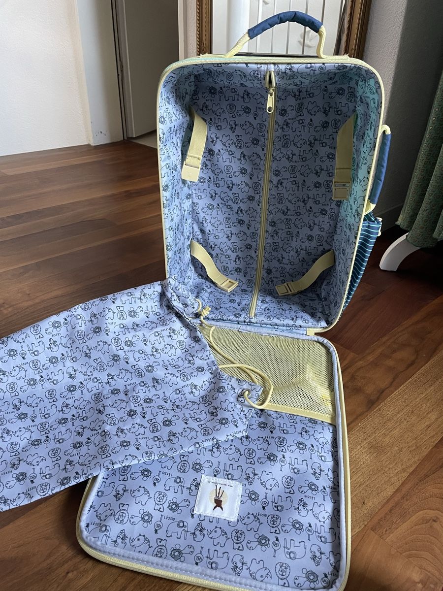 Valises de voyage: Kinderkoffer Rollkoffer 40cm – D'occasion à Fehraltorf par Nadja0205 2