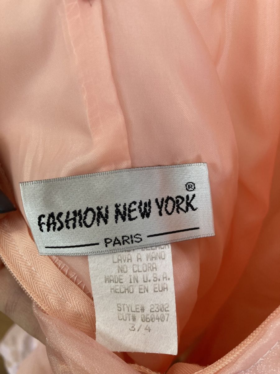 Robes et jupes: Robe de cocktail – D'occasion à Daillens par blancheneige4 5