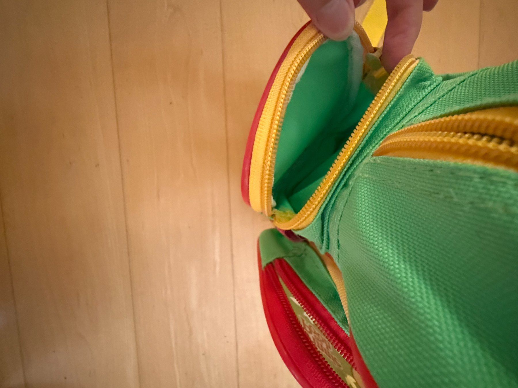 Disney Sacs à dos: Kinderrucksack mit Rollen Winnie Pooh – D'occasion à Luzern par isa_27cg 8