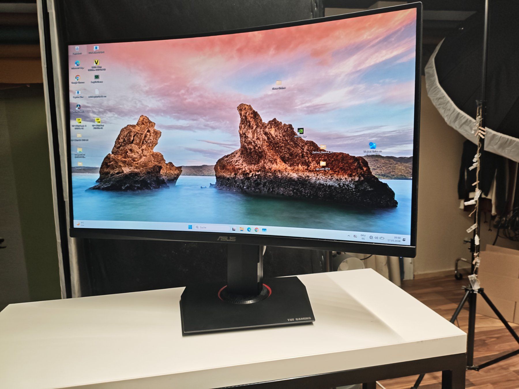 Asus Monitor: ASUS TUF Gaming Bildschirm Curved 32 – Usato da Dübendorf venduto da tho_v2cs 2