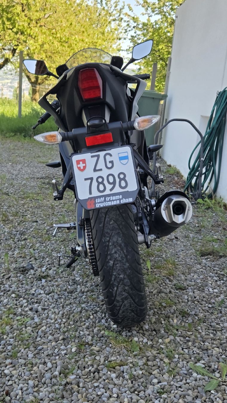 Yamaha Strada: Yamaha YZF - R125, 2025 – Usato da Rotkreuz venduto da Lilpoc.AW 4