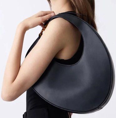 Sacs femmes: Tasche / sac – D'occasion à Collonges par arashee