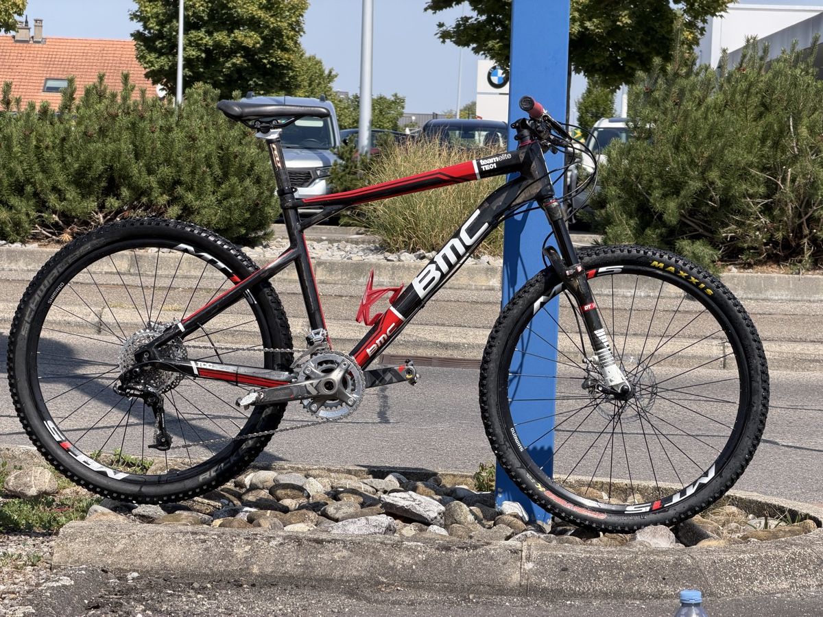 BMC Velos: BMC TeamElite 01 Carbon – Defekt aus Payerne von felipemaia 1