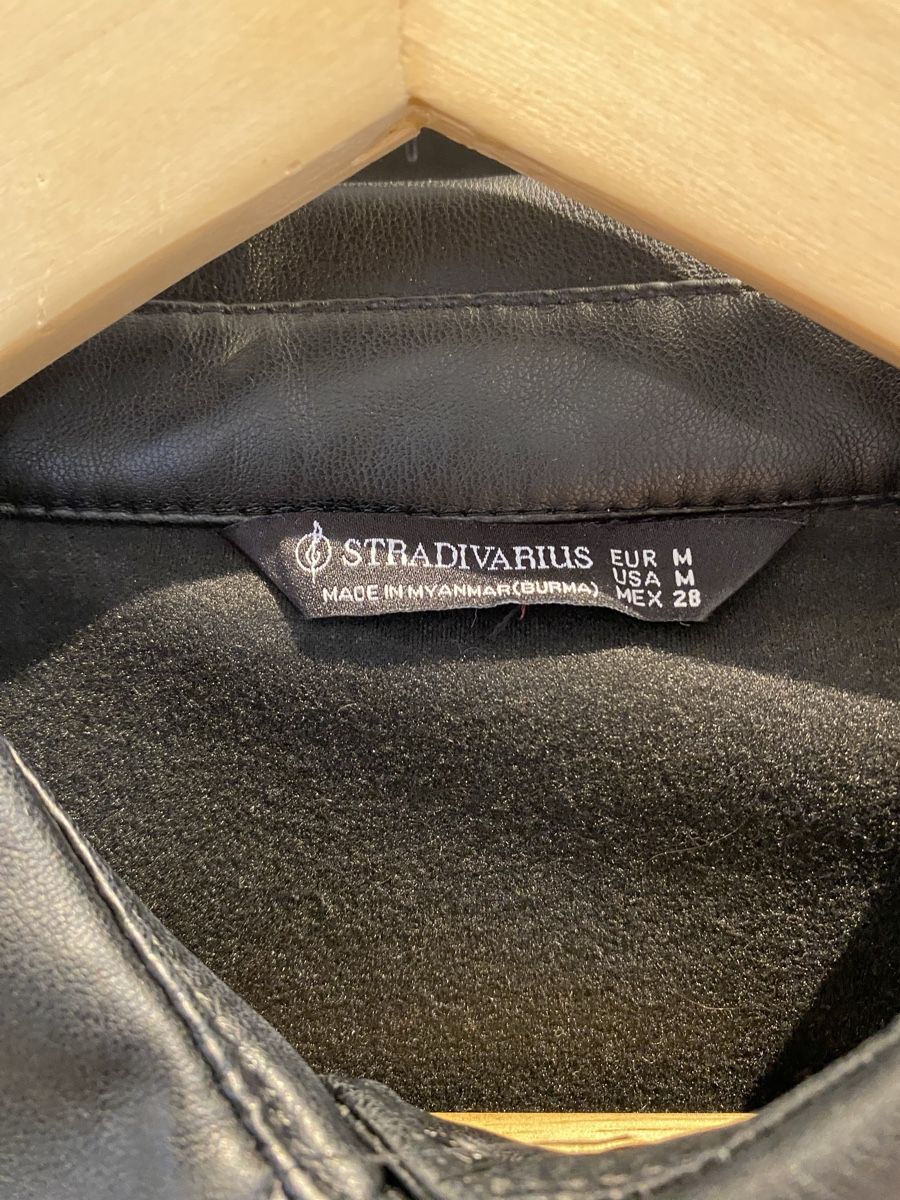 Stradivarius Vestiti: Robe Stradivarius Simili Cuir Noir Taille M – Nuovo (secondo la descrizione) da Aigle venduto da Celina28 2