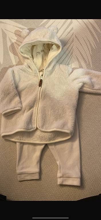 Lotti & Set di vestiti: Outfit 62 – Usato da Eschenbach SG venduto da nicolisaurus