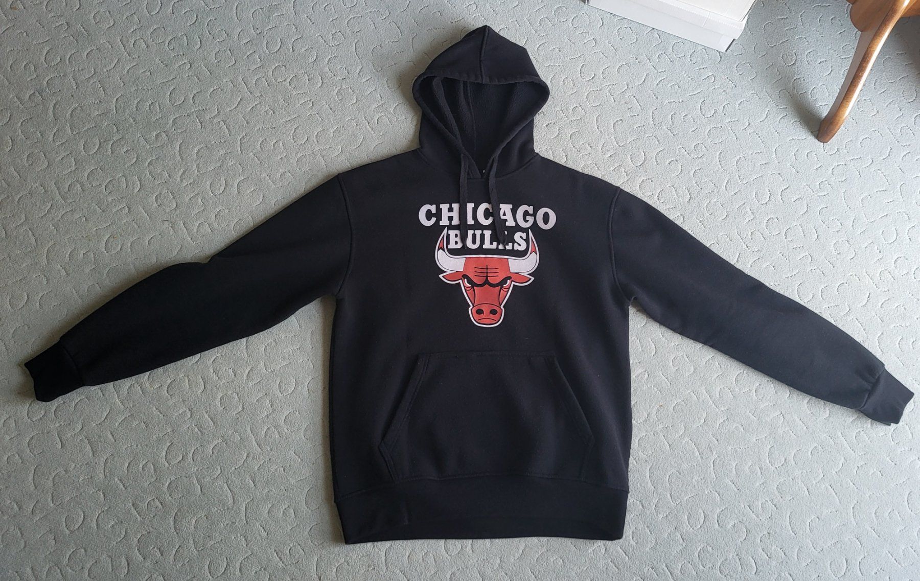 Maglioni & Felpe: Schwarzer Hoodie "Chicago Bulls" – Usato da Embrach venduto da Saphira_007 6
