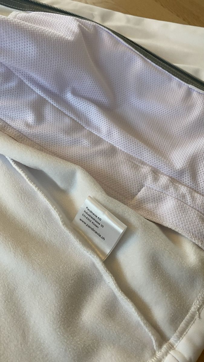 UBS Giacche: UBS Jacke – Usato da Glattpark (Opfikon) venduto da anywaya23 6