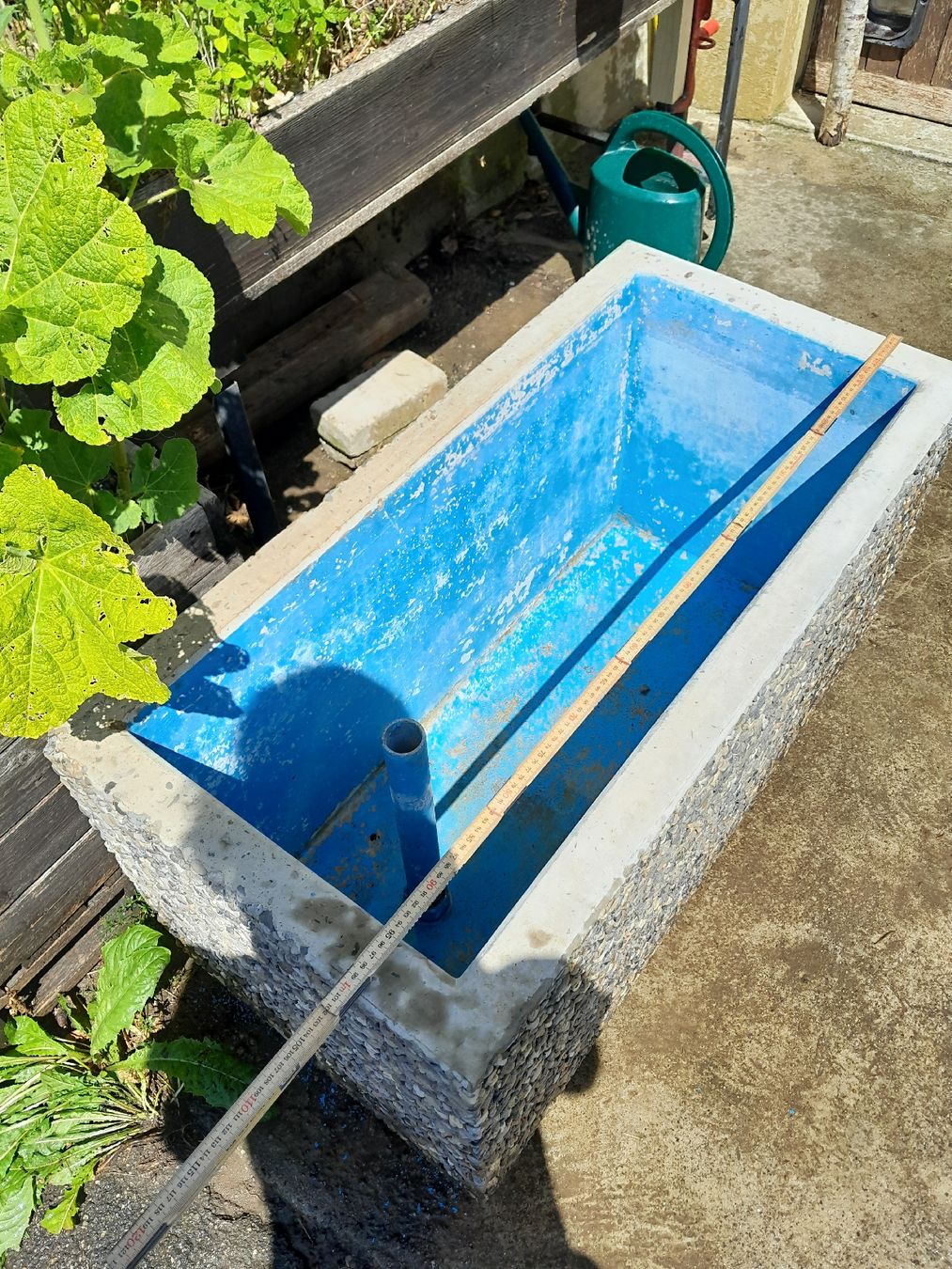 Teiche & Zierbrunnen: Brunnentrog aus Waschbeton – Gebraucht aus Mümliswil von rem_y66k 3