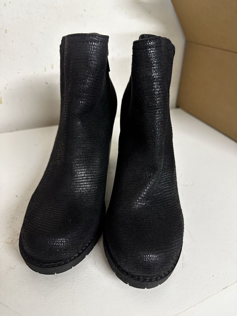 Scarpe da donna: Stiefeletten, Gr.37 – Usato da Siebnen venduto da luana_cataleya 1