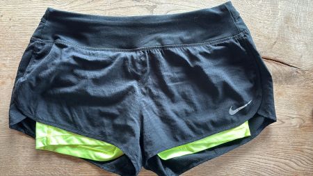 Short Nike taille M