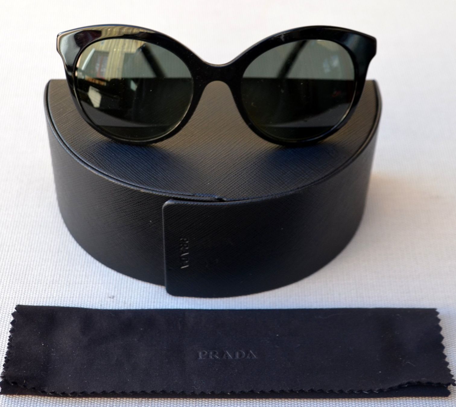 Prada Occhiali & Lenti: Sonnenbrille Prada SPR02Y lunettes de soleil – Usato da Collonges venduto da arashee 9