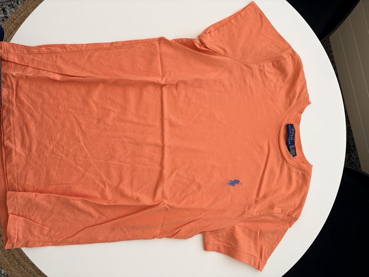 Ralph Lauren T-shirts: Ralph Lauren Tshirts – D'occasion à Basel par klo_n59g 3