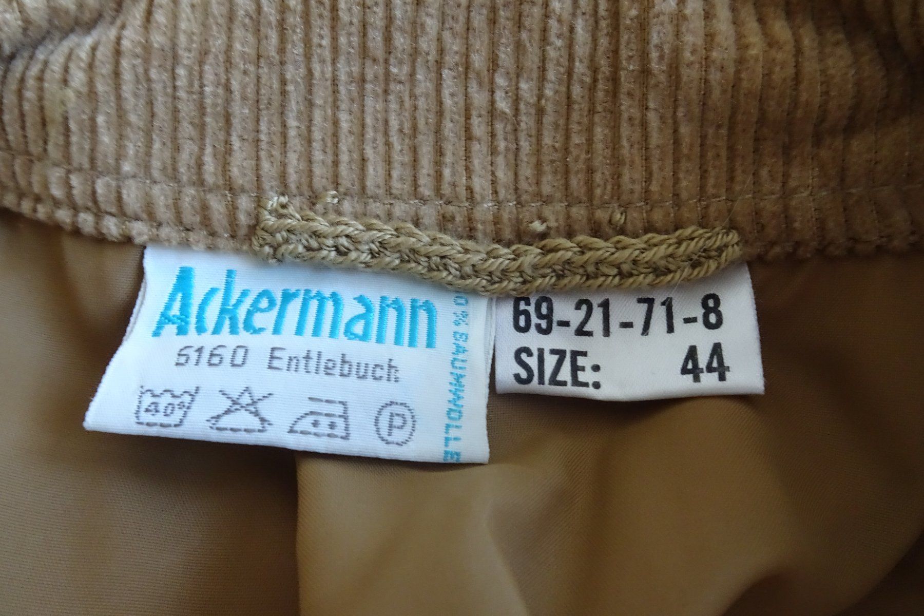 Giacche: Manchester Jacke hellbraun ca Gr. 42 – Usato da Strengelbach venduto da schmetterling20 3