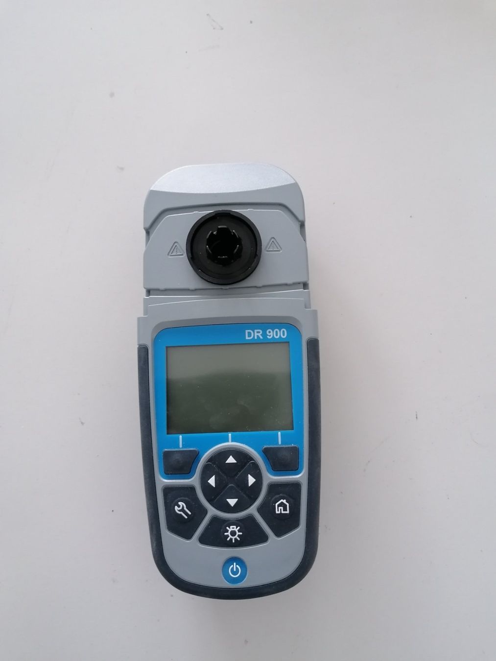 Misurare: Handheld Spektrometer HACH DR900 Labor Analytik – Usato da Diessenhofen venduto da Osio 1