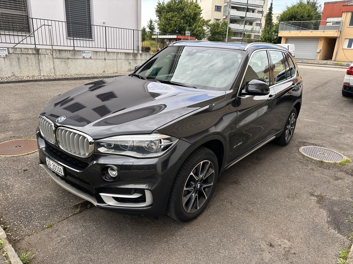 BMW Automobili: BMW X5 3.0 Diesel – Usato da Gretzenbach venduto da Space2