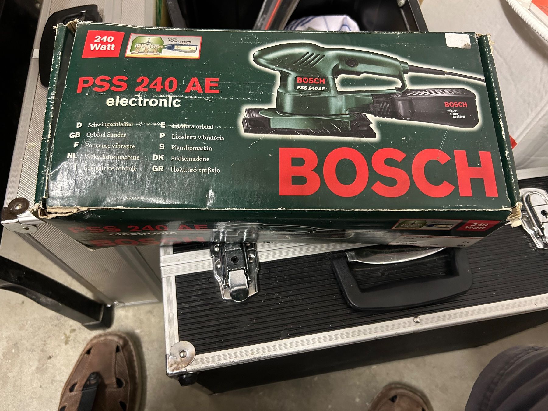Bosch Smerigliatrici & Lucidatrici: Bosch Schwingschleifer – Usato da Schaffhausen venduto da Gloeoenli