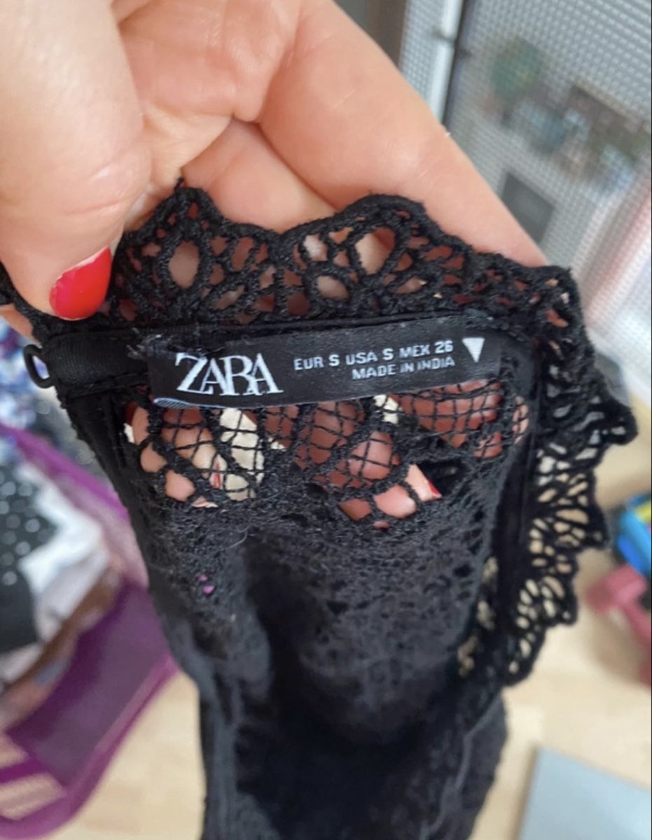 Zara Vestiti: Elegantes Samtkleid mit Spitze - Zara – Nuovo (secondo la descrizione) da Olten venduto da bir_k96n 5
