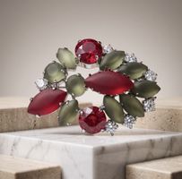 Manfred Kleinert Factory 41 forest berry brooch