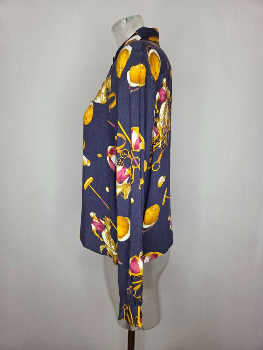 Camicette: Vintage Viskosebluse Print - EU 40 – Usato da Bern venduto da -Aniko- 1